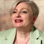 Почему Украина себя убивает
